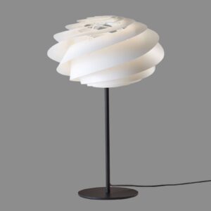 LE KLINT Swirl – bílá designová stolní lampa