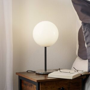 Menu TR Bulb stolní lampa 41cm mramor/opál lesklá