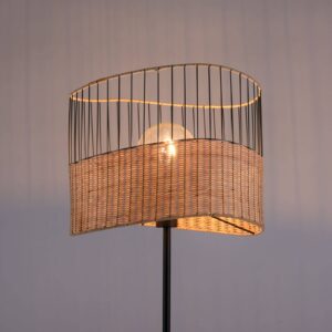 Stojací lampa Reed ze dřeva a kovu